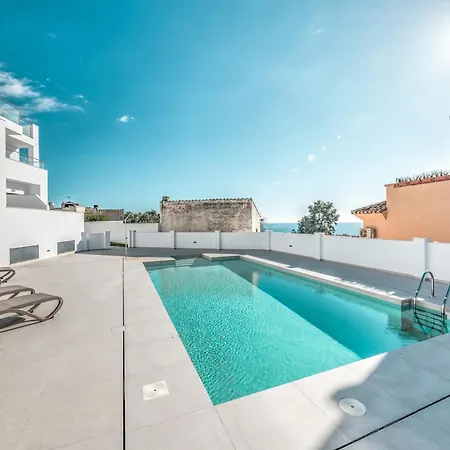 Luxurious Townhouse With View, 3 Terraces And Pool *
